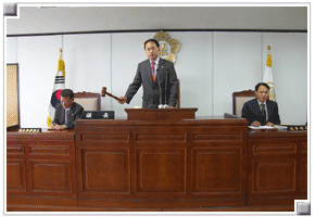 든든 한 김철우 의장 님을  사앙합니다, 1
